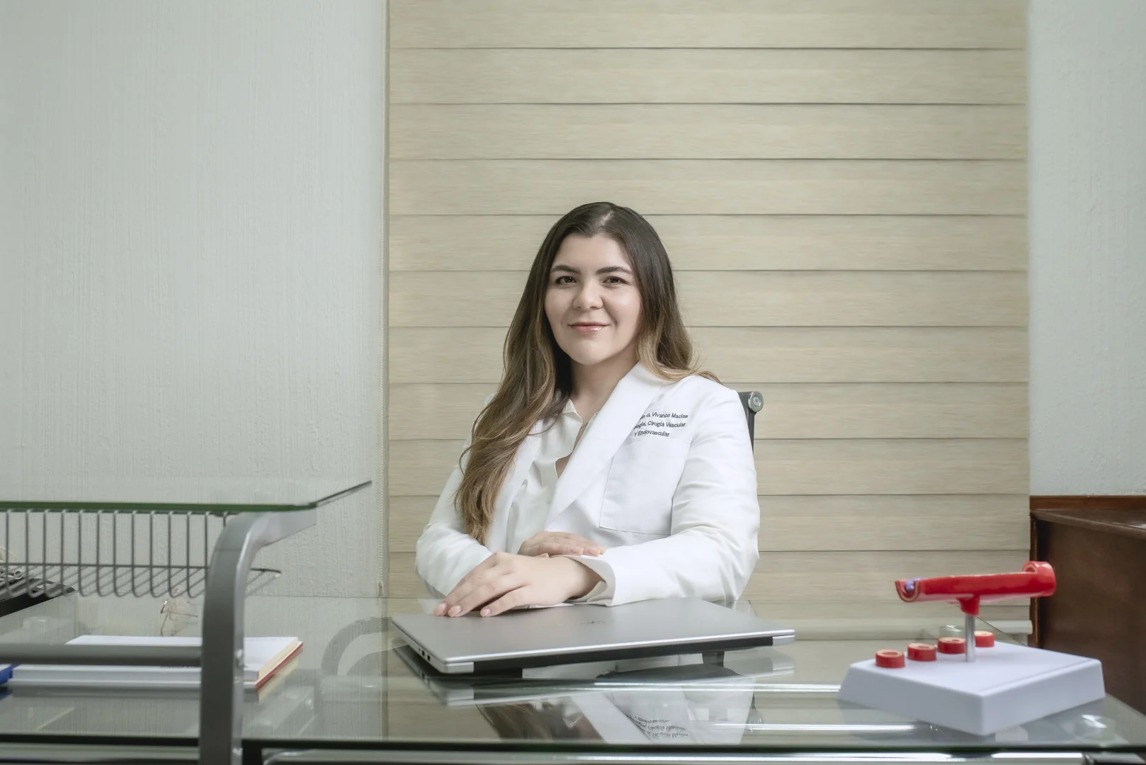 Primera consulta con angióloga en Tepic